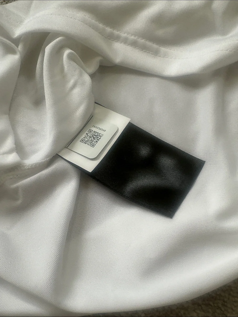 The North Face Men's Large Breeze short sleeve t-shirt.